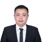 名匠別墅大宅裝修工程部經(jīng)理洪登榜