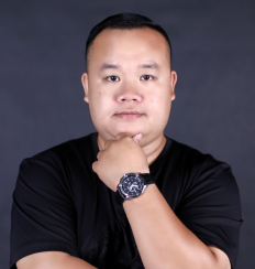 別墅大宅裝修設(shè)計(jì)師覃勇