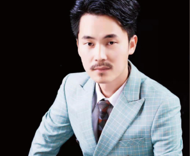 別墅大宅裝修設(shè)計(jì)師劉逸