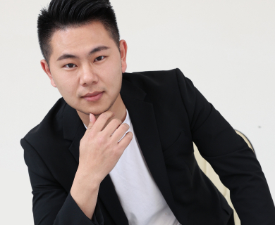 別墅大宅裝修設(shè)計(jì)師成烽